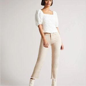 Ted Baker Claida Straight Leg Cropped Clay Denim in Ecru, size 25